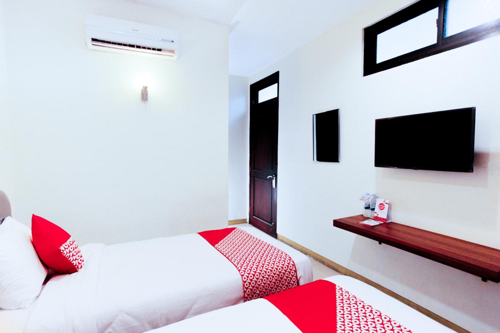 Hotel O Genteng Near Genteng Market Formerly Uno Hotel 泗水 外观 照片