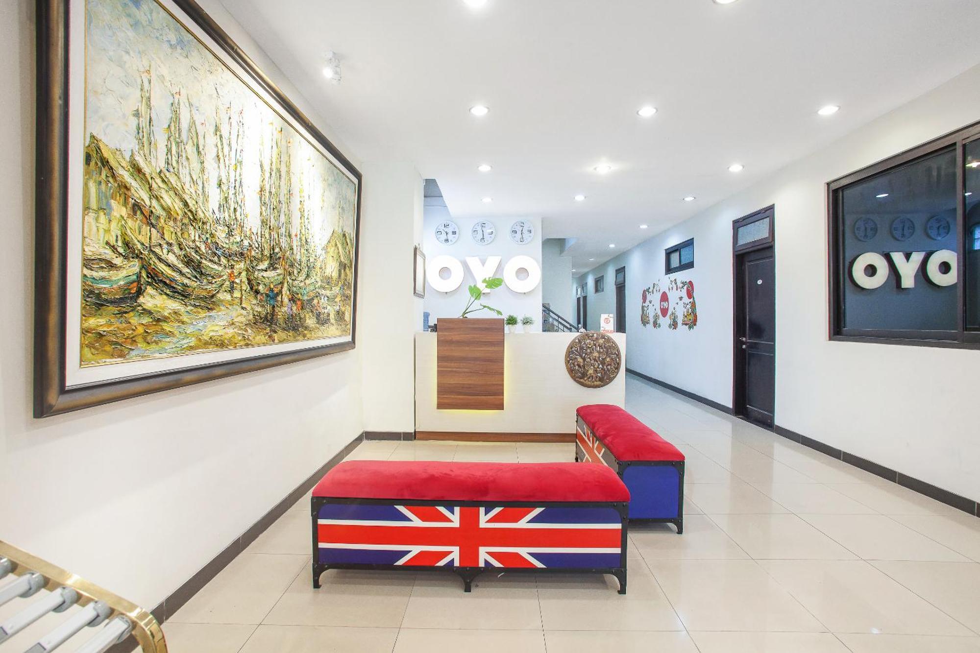 Hotel O Genteng Near Genteng Market Formerly Uno Hotel 泗水 外观 照片