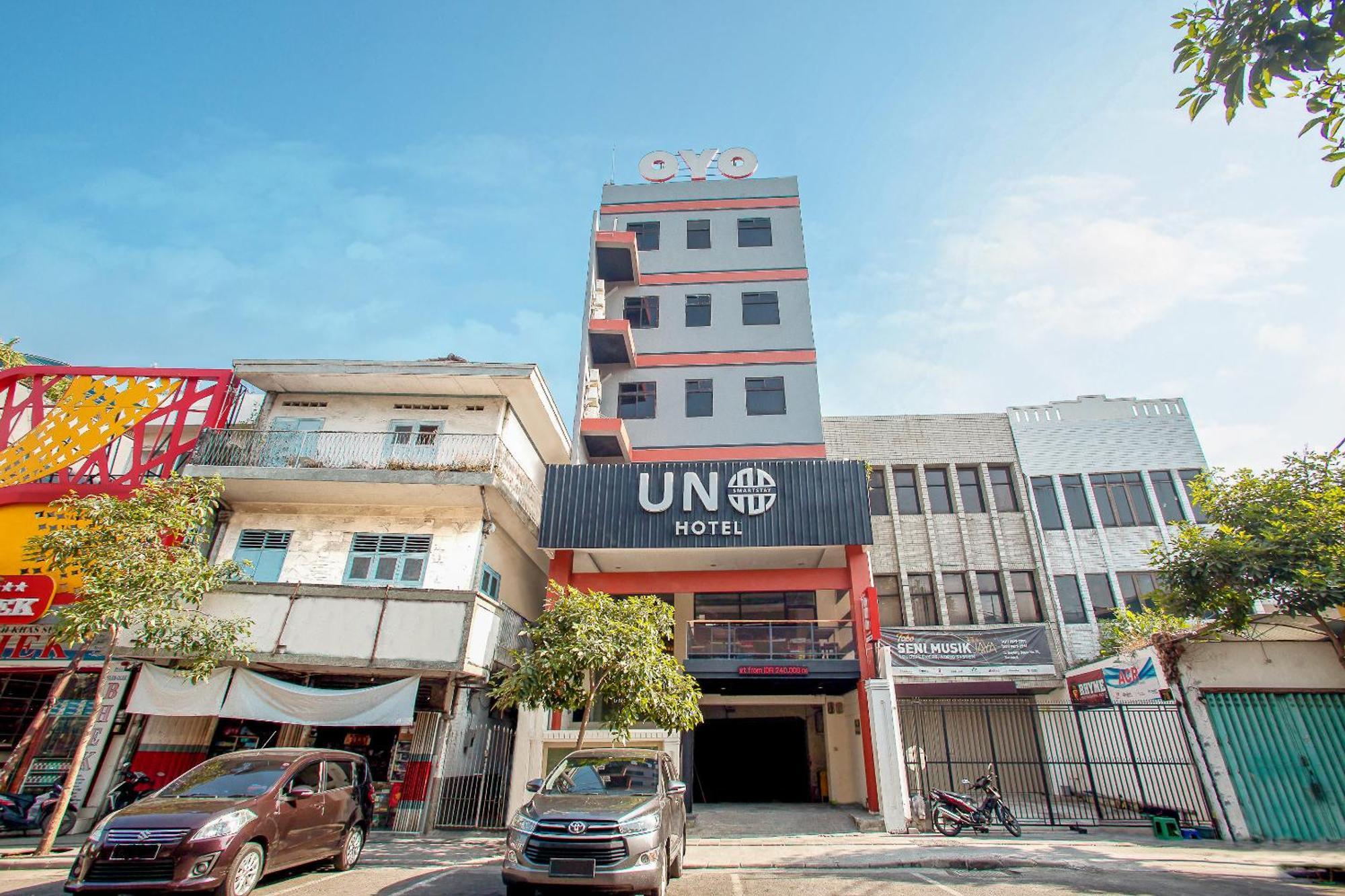 Hotel O Genteng Near Genteng Market Formerly Uno Hotel 泗水 外观 照片